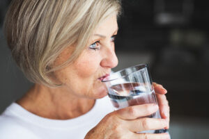 can drinking water prevent flu symptoms